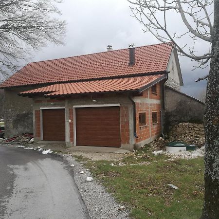 Apartma Burjuca Lägenhet Ajdovščina Exteriör bild