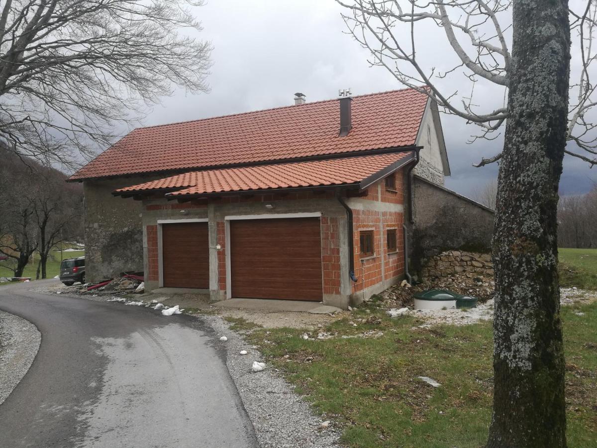 Apartma Burjuca Lägenhet Ajdovščina Exteriör bild